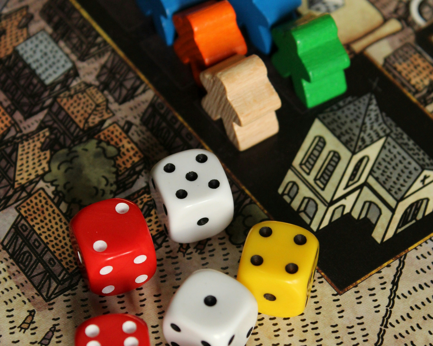 Lautapelit edullisesti - parhaat tarjoukset vuonna 2026